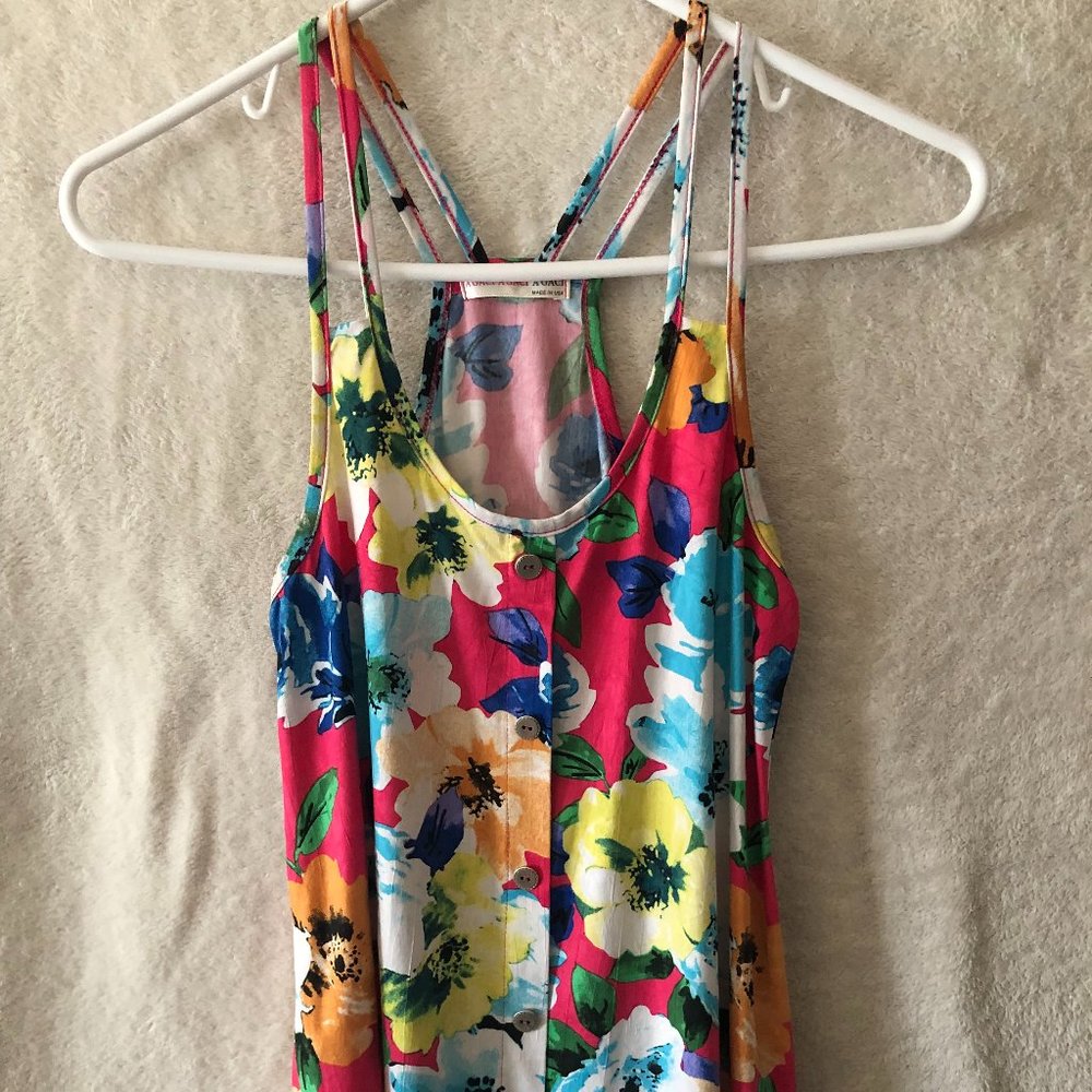 A'GACI Floral sleeveless spaghetti strap tank top - Size S/M